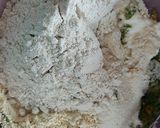 A picture of step 2 of Jowar Methi Lasooni Mini Chilla.