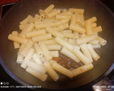 Foto del paso 5 de la receta: Pasta elicoidal con panceta curada y tomatitos