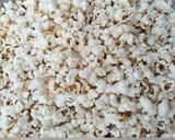 A picture of step 4 of Colourful popcorn.