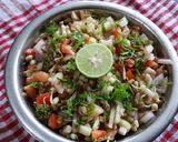 A picture of step 6 of Vegetables green moong sprouts salad.