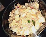 Foto langkah ke 7 dari resep Tumis Toge, Telur dan Tahu.