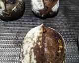 Foto del paso 7 de la receta: Pan de cacao con nueces y chocolate (masa madre)