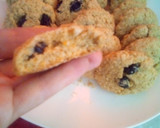 Foto del paso 6 de la receta: Galletitas de avena y pasas de uva fáciles sin Manteca