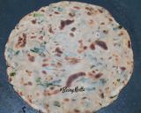 A picture of step 4 of Methi Lachha Paratha.