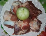 Hình bước làm 1 của món Lẩu khổ qua cá thác lác