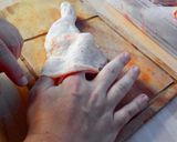 Töltött csirkecomb recept fázis 3 fotója