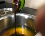 A picture of step 2 of Leftover Chasni ki khatti Meethi chutney.