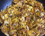 A picture of step 5 of Beef stroganoff.