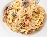 Foto langkah ke 8 dari resep Creamy Bacon & Mushroom Pasta.