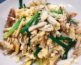 รูปขั้นตอนการทำที่ 4 ของ เนื้อปูผัดไข่ใส่ต้นหอม