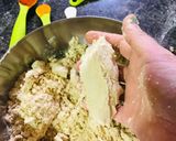 A picture of step 2 of Baked Methi Mathari.