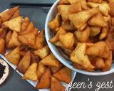 A picture of step 7 of Yemeni Fried Dough or Khameer.