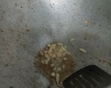 Foto langkah ke 2 dari resep Mie goreng sederhana.