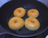 Foto langkah ke 4 dari resep Donat lembut empuk.