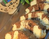 A picture of step 5 of Marble cake.