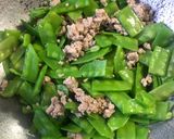 รูปขั้นตอนการทำที่ 3 ของ ผัดถั่วลันเตา🥗