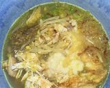 Foto langkah ke 9 dari resep Bubur ayam rice cooker kuah kuning.