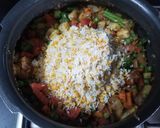 A picture of step 4 of Sambhar rice.