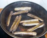 Foto del paso 5 de la receta: Bivalvos en salsa