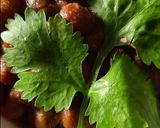 A picture of step 4 of Kala Chana Masala.