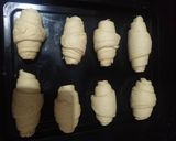 Foto langkah ke 11 dari resep Roti Croissant isi coklat keju (No Korsvet).