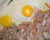 Foto langkah ke 8 dari resep Pad Thai Shrimp n Chicken.