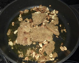 Foto del paso 1 de la receta: Cazón con almejas al ajo quemado de pescador
