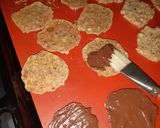 Foto del paso 7 de la receta: Galletitas Florentinas de naranja y almendras sin harina
