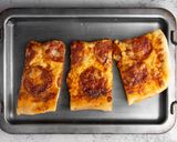 Hình bước làm 8 của món Pizza Pepperoni Đế Giòn - Crispy Pepperoni Pizza
