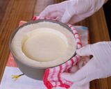 A picture of step 14 of No-Bake Strawberry Cheesecake.