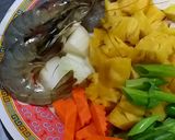 รูปขั้นตอนการทำที่ 1 ของ ผัดเปรี้ยวหวานกุ้ง