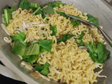Mie Nyemek (ala @victoragustino_ MCI9)