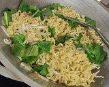 Foto langkah ke 6 dari resep Mie Nyemek (ala @victoragustino_ MCI9).