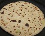 A picture of step 4 of Aloo Paratha.