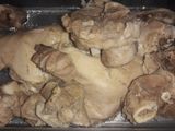 Puchero de pollo y caracú de cerdo