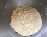 Une image de l'étape 2 de Pâte brisée sucrée aux deux laits.