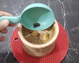 A picture of step 1 of Ginger Lemon Tea.