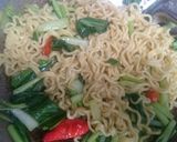 Foto langkah ke 2 dari resep Mie simple ala rika.