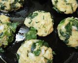 A picture of step 7 of Potato Cakes with Spinach and Cheese.