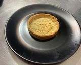 Foto del passaggio 7 della ricetta Crostata ai Fichi - Monoporzioni