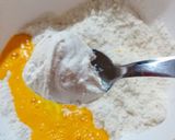 Foto del paso 4 de la receta: Bizcochitos al yogurt