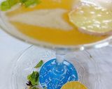 A picture of step 3 of Gurr aur lemon ka sharbat.
