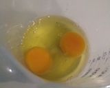 Foto langkah ke 3 dari resep Telur Dadar Isi Sayur.