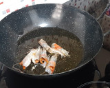 Foto del paso 3 de la receta: Alubias blancas con mariscos