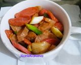 Foto langkah ke 5 dari resep Tumis sosis bakso saus metega.