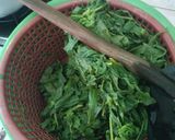 Foto langkah ke 2 dari resep Santan Daun Singkong.