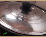 A picture of step 3 of Rice Chilla.