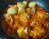 A picture of step 4 of Chicken Kosha.