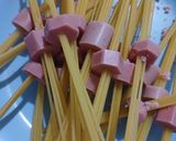 Foto langkah ke 1 dari resep Spaghetti Sosis Aglio Olio.