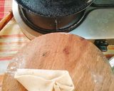 A picture of step 5 of GREEN GARLIC PARATHA (Sindhi style Hara lahsun paratha).